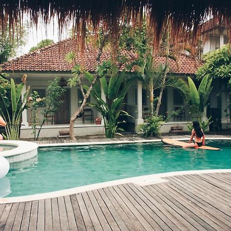 Endless Summer Surf Camp Kuta Kuta Lombok Buitenkant foto