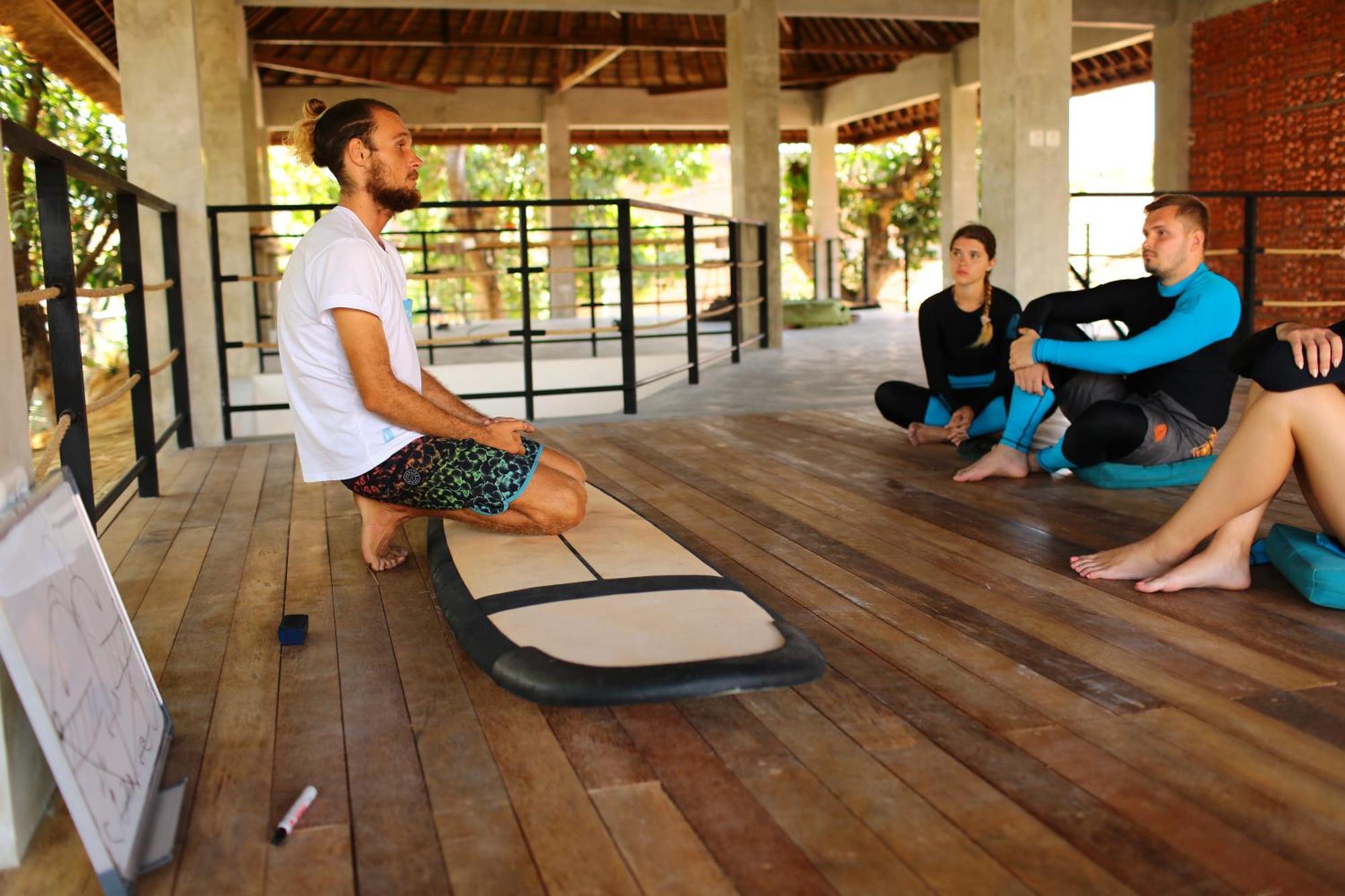 Endless Summer Surf Camp Kuta Kuta Lombok Buitenkant foto