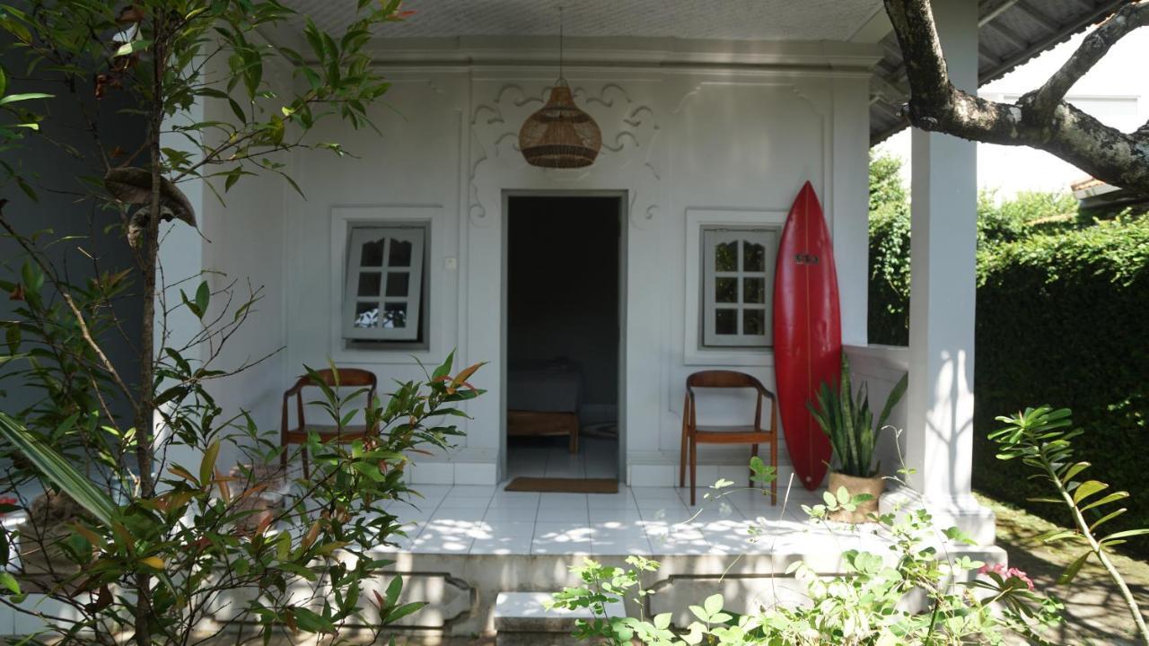 Endless Summer Surf Camp Kuta Kuta Lombok Buitenkant foto